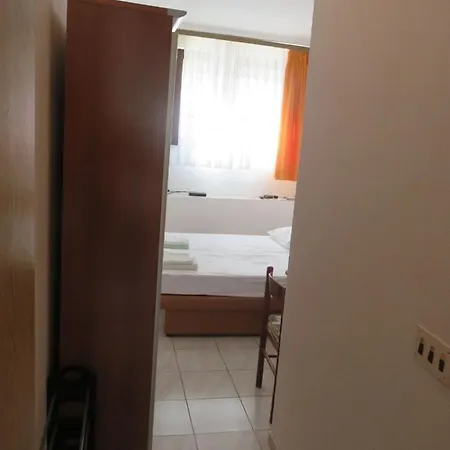 Apartment By The Sea Drace, Peljesac - 10135 *